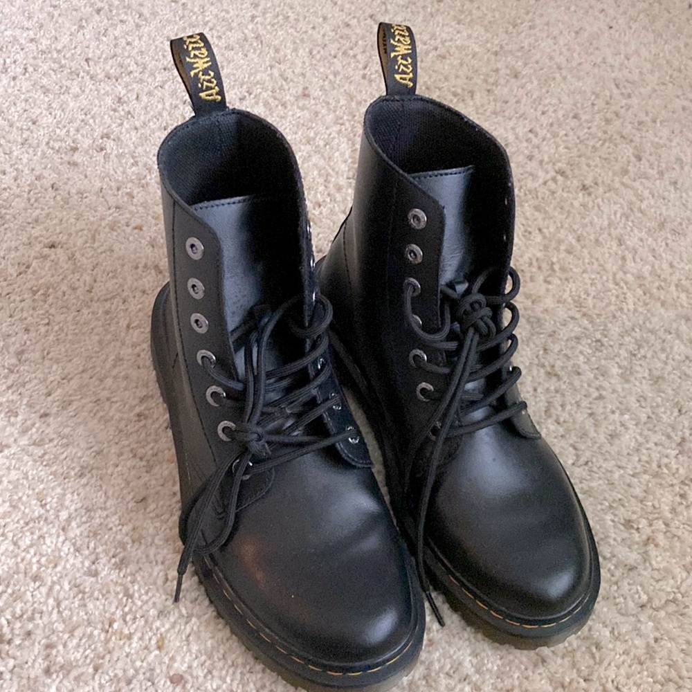 Dr martens size 10 women worn once